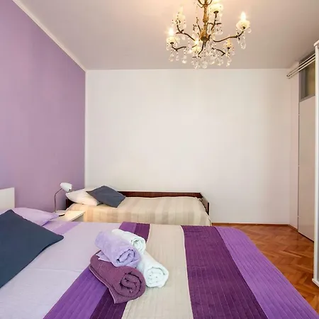 Vendégház Ariana 3*